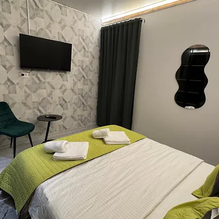 Velar White Titanic - Mamaia *