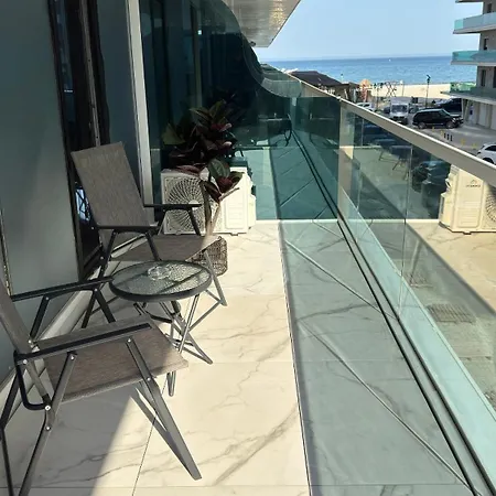 Velar White Titanic - Mamaia