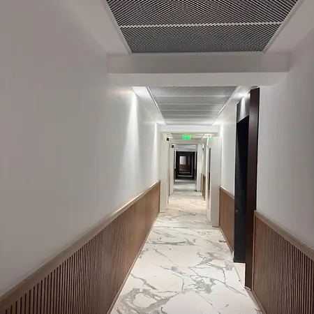 Velar White Titanic - Mamaia شقة Năvodari