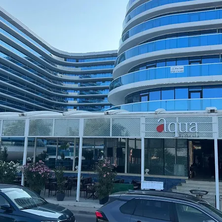 Velar White Titanic - Mamaia Lejlighed Năvodari